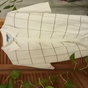 White and tan knit sweater